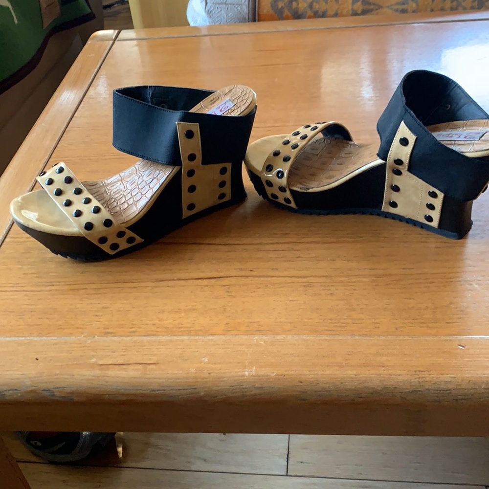 2 Lips Too platform sandals - Picture 5 of 7